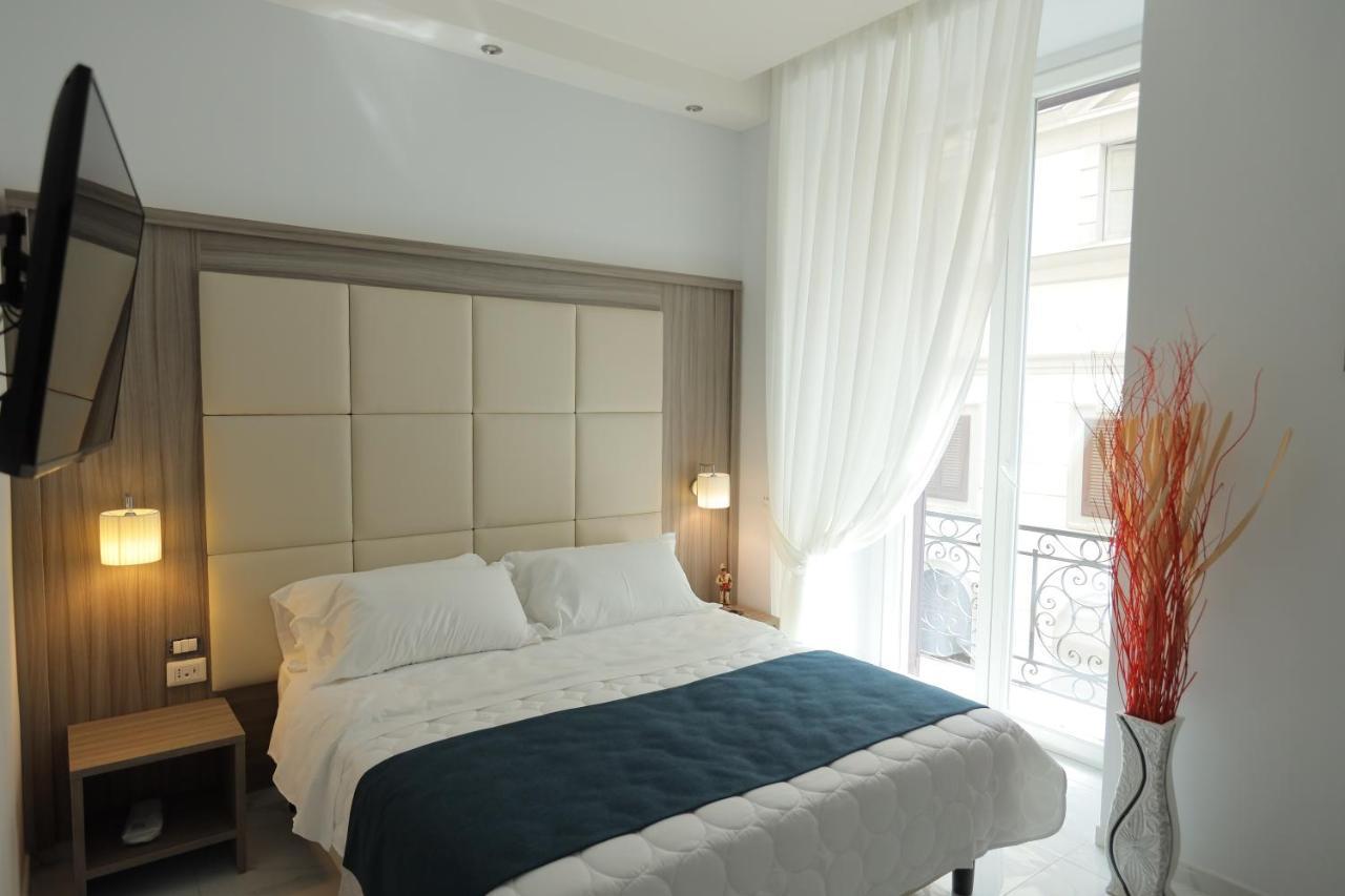 Hotel Garibaldi Napoli Esterno foto